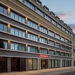 アーバー シティ（Hampton By Hilton London City）