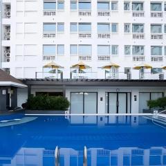 2 Bedroom Condo in Cebu - opp Ayala