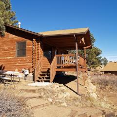 Lazy R Cottages- 15 cabin