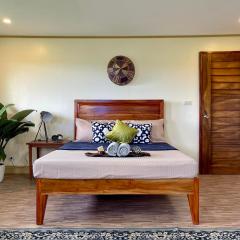 Beautiful 2BD Farmhouse for 4-10 pax