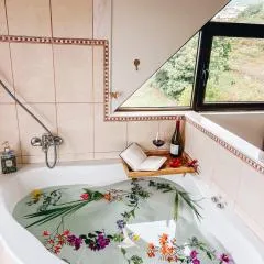 Sun-soaked apt w patio, balcony & garden - Aguilas