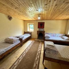 Guest House Kukaj \ Bed & Breakfast