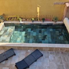 Maison bourgeoise avec piscine privée