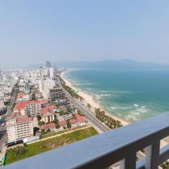 Gia Hung apartment house My Khe beach