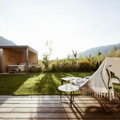 Amolaris Garden Lodges & Guesthouse