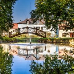 Darovanský Dvůr - Wellness & Golf Hotel