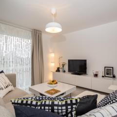 Stylish and Cosy 1 BDR Apt, Ealing Broadway