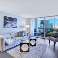 Miami Vibes! Biscayne Bay Water and Park Views!