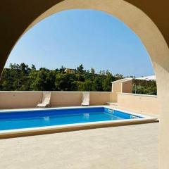 Villa Blue Paradise - B&B con piscina non lontano da Cagliari