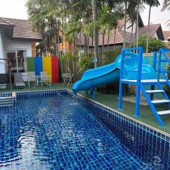 Pattaya 6 bedroom pool villa