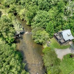 New - A Calming Creek - Hot Tub