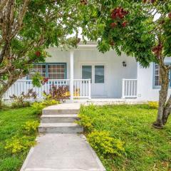 Reduit Orchard - Beautiful Home near Reduit Beach