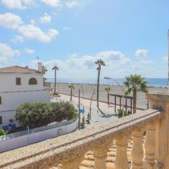 Gorgeous Home In Santa Pola With Wifi