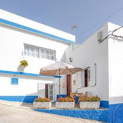 Nice Home In Fasnia With Wifi And 2 Bedrooms