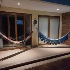 Excelente Village nas piscinas naturais de Itacimirim - 03 quartos - Pertíssimo da praia