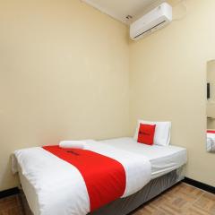 RedDoorz near The Jungle Waterpark Bogor