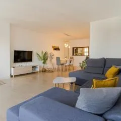 Apartamento frente al mar TORRES DE PLAYAMAR en Torremolinos