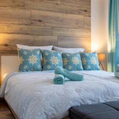 Gelbe Koffer - Design-Apartment in Schiffweiler - Self-Check-in - 2 Parkplätze - WLAN - Balkon mit Gartenzugang - private Terrasse - ruhig gelegen - Nähe See & Wald - bis 4 Pers