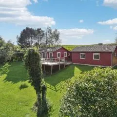 Nice Home In Dronningmølle With Wifi