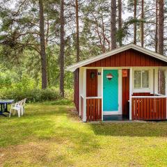 Cozy Home In Ljungby With Kitchen