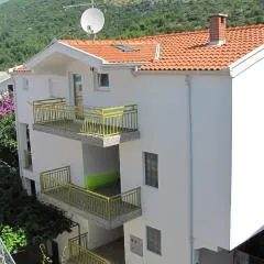 Apartments Primorac Podaca