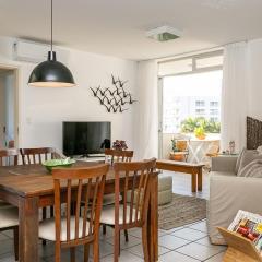 Apartamento 3 quartos +2 garagens+2 banheiros a 40m da Praia dos Ingleses/florianopolis