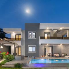 Harmony Residences Pool villas