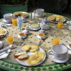 Appartement agréable avec 2 très belles terrasses au coeur de Rabat