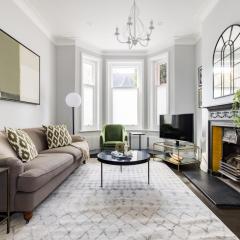 The Streatham Hill Wonder - Spacious 4BDR House with Garden and Terrace