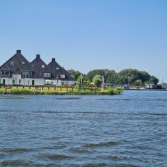 Welkom in mijn Studio bij het Snekermeer !