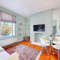 Stunning Apartment in Clapham Old Town
