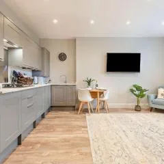 Beach Walk Southbourne SOBO Beach Sleeps 4