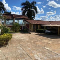 Casa com Piscina em Três Ranchos