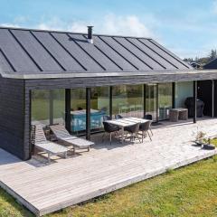 8 person holiday home in Brovst-By Traum