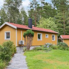 4 person holiday home in Fjärås-By Traum