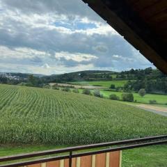 Monteur und Fremdenzimmer Ützhausen