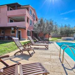 Traumhaft nur 400 Meter zum Strand