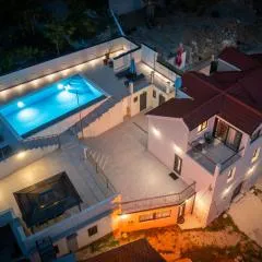 XXL Villa Vista - Heated Pool