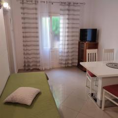 Apartment in Bol with terrace, air conditioning, WiFi, washing machine 3634-4