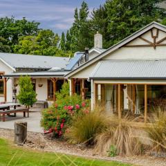 Glendhu Station Homestead - Glendhu Bay Home