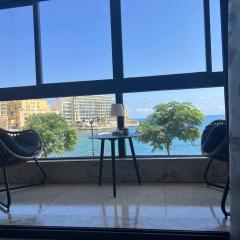 Seafront apartment in St Julians