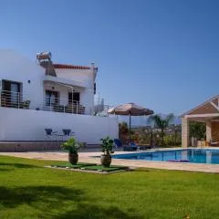 Al Aker Villa with private pool