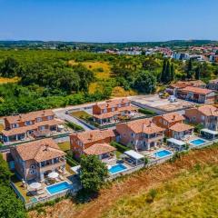 Resort Villas Lotus by Istrabook