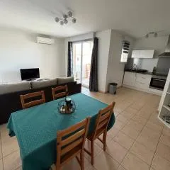 Appartement moderne en résidence avec piscine