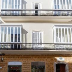 Casa Manuel de Falla by Cadiz4Rentals