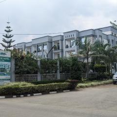 Hill View Hotel Lake Kivu