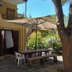 Pinna1 - Appartamento in villetta in pineta - IUN R4823