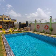 StayVista's Badshah Farmstay - Mountain-View Villa with Private Pool, Terrace & Gym