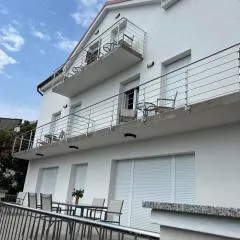 Villa Laki Rab Studio App Teras