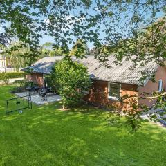 Beautiful Home In Varde With Kitchen